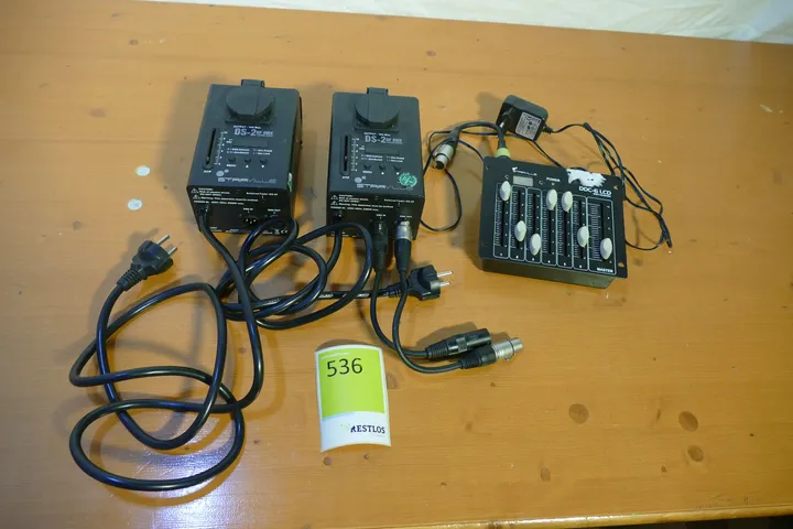 2x Handdimmer und kleines DMX Pult